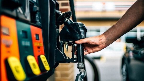 به این خودروها ۲۰۰۰ لیتر سوخت اختصاص پیدا می‌کند
